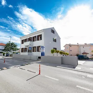 Apartment Crnekovic Iii, Baška